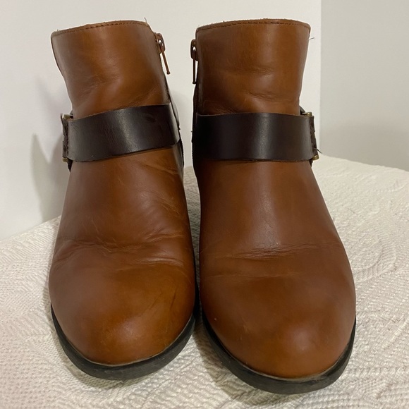 Aldo leather US 8.5/EU 39 leather ankle boots 2.5” heel buckle zipper western - Picture 8 of 8